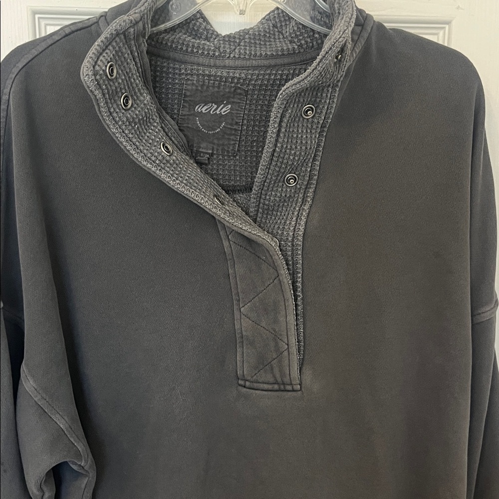 Aerie Men's Charcoal Pullover Sweater